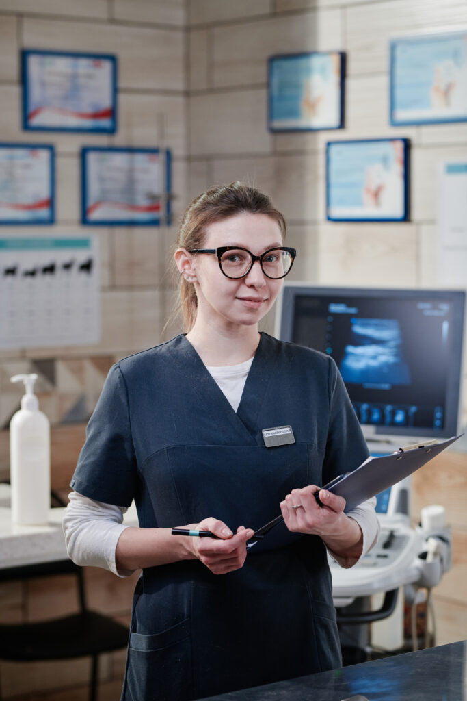 Vet nurse working in vet clinic